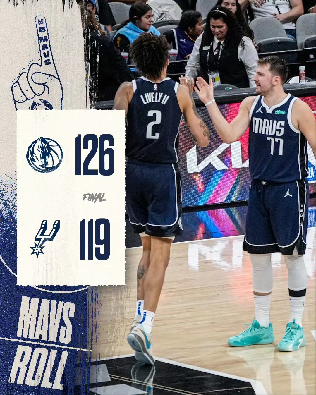 Mavericks vandt en stor sejr, og fansene viftede med deres trøjer og jublede.